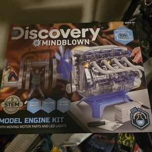 Discovery Mindblown Model Engine Kit - Blue and Gray